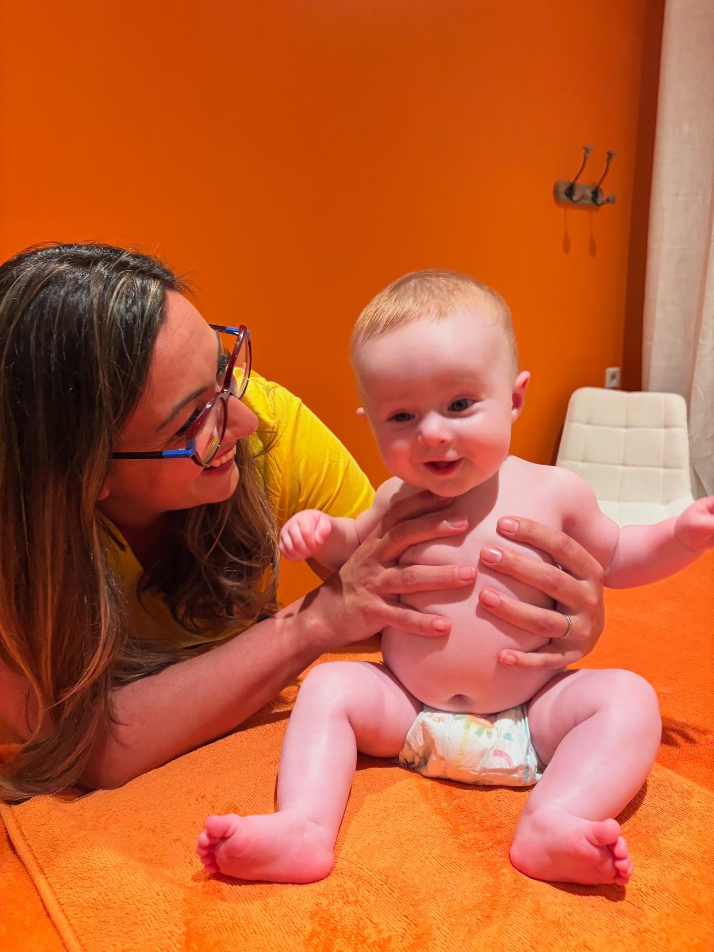 ❤️❤️❤️Réouverture du kids mardi 19 août ❤️❤️❤️
Comme vous le savez il y a eu un dégât des eaux mais nous ouvrons demain pour accueillir vos enfants .
Néanmoins nous avons une cabine en moins, il y aura moins de créneaux possibles mais les massages en duo sont réalisables .
Delphy s’occupera de vos bébé dès demain après-midi .
Merci à tous pour votre bienveillance 😇
À demain, la team kids .
#reouverture #baby #bebespa #enfants #kids #conceptstore #ouverture #soin